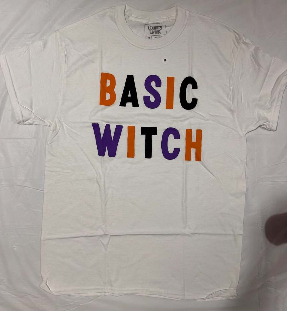 Country Living Basic Witch T-Shirt Size M White Graphic Tee